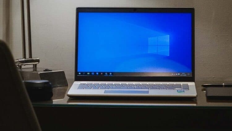 Κι όμως - Το 2020 τα "Windows" έχασαν το 5% του μεριδίου αγοράς