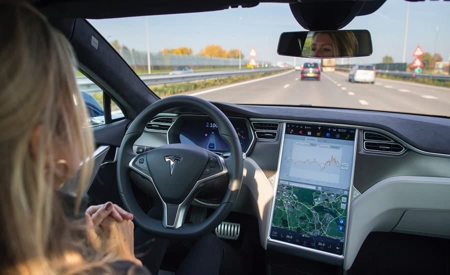 tesla releases ninth full self driving beta two years after 3vw4.1920 min - Σχεδιάζει ευρύτερη κυκλοφορία του λογισμικού «Full Self-Driving»