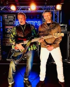 Stallone Statham 2 241x300 - Stallone και Statham ξανά μαζί στα γυρίσματα του νέου "The Expendables"