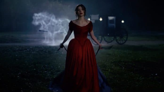 Η Apple TV+ κοινοποίησε το trailer από την 3η και τελευταία σεζόν του ‘Dickinson’