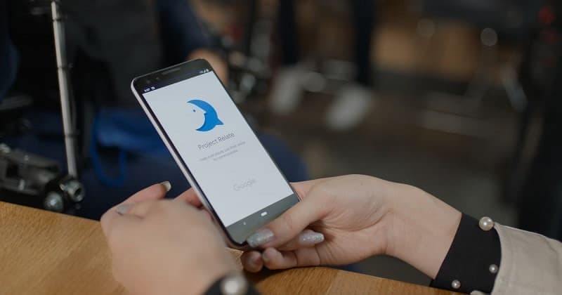 proejct relate press image 014 - Βοηθά άτομα με αναπηρίες με προβλήματα ομιλίας