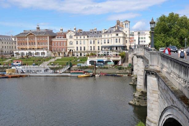 FlbcNdS - Tom Holland και Zendaya όπως Peter Parker και MJ - Αγόρασαν σπίτι αξίας $3 εκατ. δολαρίων