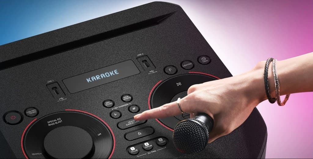 AV XBOOM ON7 06 Karaokestar Desktop - Διασκεδάστε το τριήμερο της Καθαράς Δευτέρας παρέα με το All-in-One ηχείο της LG ON7 - Digitaltvinfo.gr