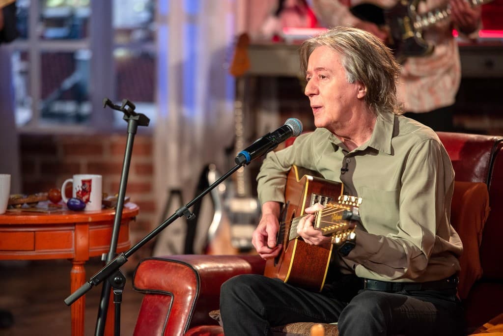 MAN 8735 - Ο Κώστας Τουρνάς, η Danai Nielsen και ο Σταύρος Νιφοράτος στο «Μουσικό κουτί» της ΕΡΤ1 - Digitaltvinfo.gr