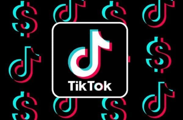 Tik Tok Logo 2 600x394 600x394 - TikTok: «Τι στο διάολο πάει λάθος;» - Κατηγορίες για κατασκοπεία και εξάρτηση, μπορεί να απαγορευτεί στη Δύση;