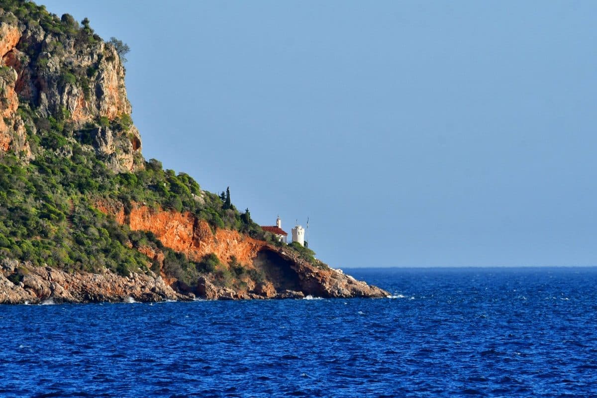 ear e1679390260208 - Ποιά ωφέλη φέρνει το επιπλέον φως του θερινού ηλιοστασίου