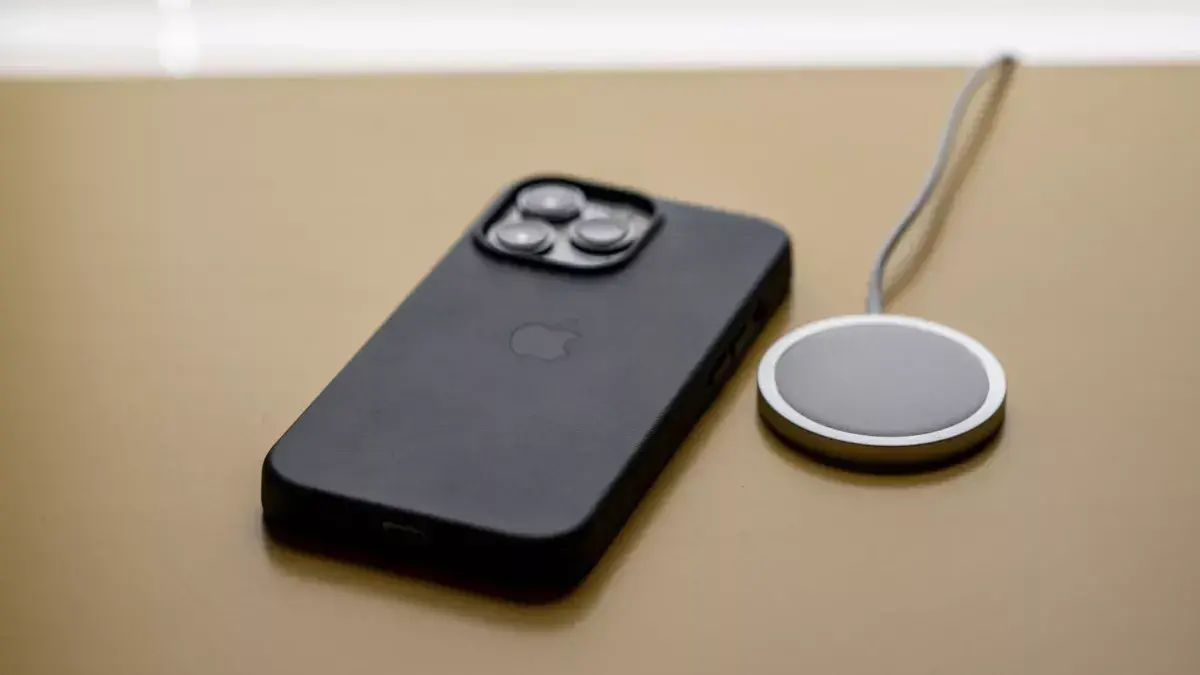 gYdAcbxFdXzHADqRWKbs8B 1200 80.png.webp - USB-C iPhone 15: Το τέλος του Lightning και τι σημαίνει για εσάς