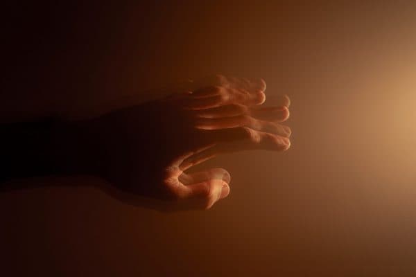 parkinsons g393100a09 1280 600x400 - Στο περιβάλλον χημική ουσία που συνδέεται με τη νόσο Πάρκινσον