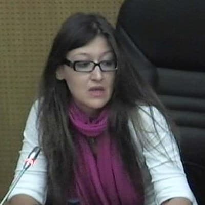 sidiropoulou anthi - Ιατρικές διαφημίσεις: Το Instagram θέλει να κόψω τη μύτη μου