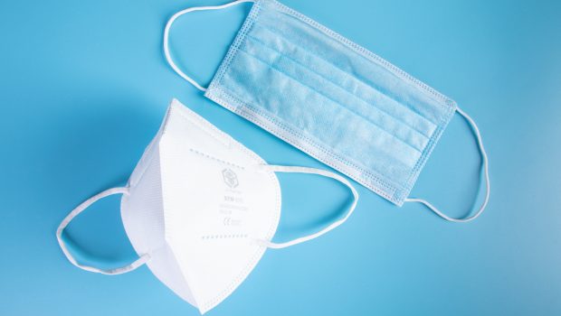 Μάσκα: Βγάλτε τη, φορτίστε τη και θα γίνει σαν καινούργια!