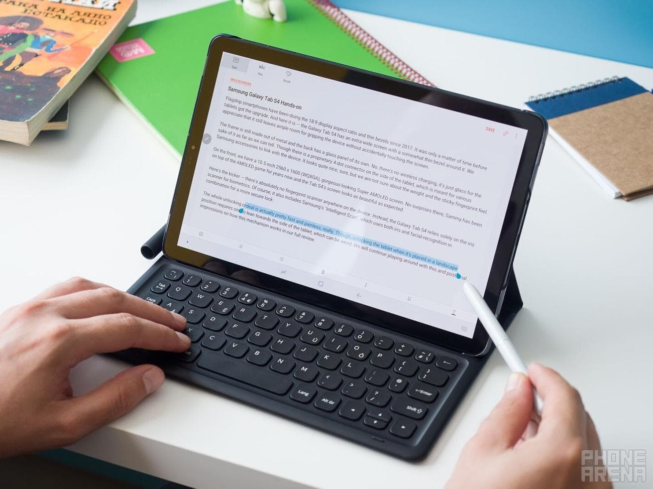 Μπορείτε να κάνετε φορτία σε ένα Galaxy Tab, παρά το φαινομενικά μικρότερο formfactor του. | Πιστωτική εικόνα - PhoneArena - Καλύτερες προσφορές tablet Prime Day 2023: κορυφαίες προσφορές που πρέπει να περιμένετε