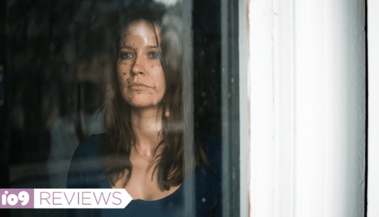 Ανατριχιαστική κριτική τρόμου με πρωταγωνίστρια την Άννα Καμπ