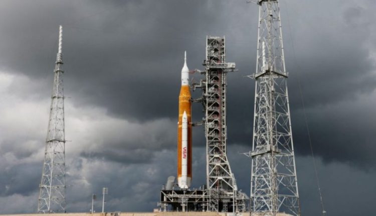 Η NASA ανακοίνωσε τα ονόματα των τεσσάρων αστροναυτών της αποστολής Artemis II γύρω από τη Σελήνη