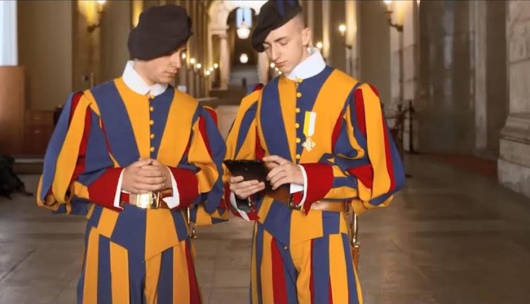 Η Ελβετική Φρουρά του Πάπα επιλέγει την πλατφόρμα Samsung Knox Suite για την ασφάλεια του Βατικανού