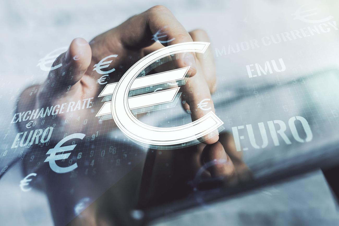 Τον Οκτώβριο κρίνεται η υιοθέτησή του