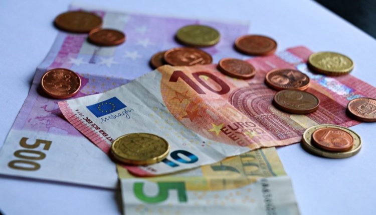 Επιστήμονες αποκαλύπτουν τον ιδανικό μισθό για να είμαστε ευχαριστημένοι