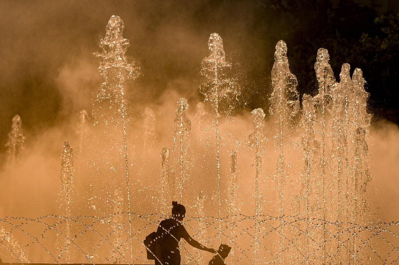 Οι πόλεις φλέγονται, οι ωκεανοί υπερθερμαίνονται, η Μεσόγειος διψάει-1
