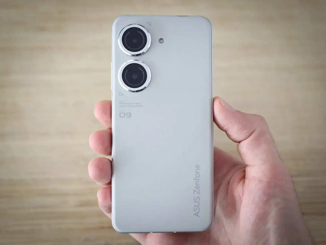 Asus Zenfone 10: έχουμε για πρώτη φορά τη τιμή του