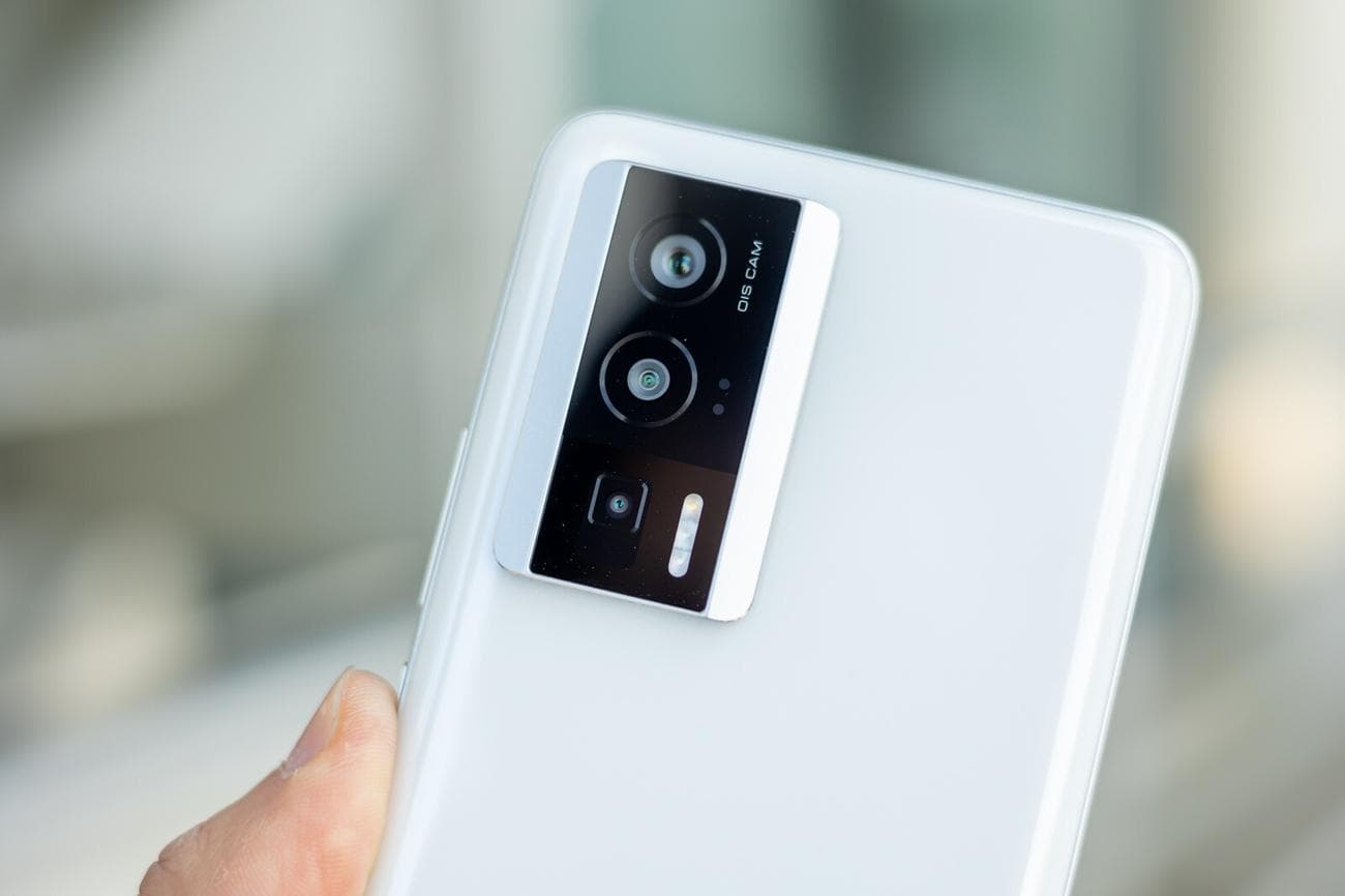 (Image credit - PhoneArena) - Poco F5 Pro review