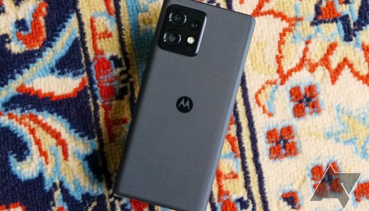 moto-edge-plus-2023-01-1