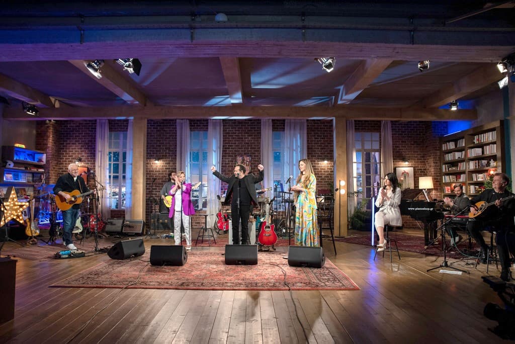 Το «Μουσικό Κουτί» του Μάριου Τόκα με Κώστα Μακεδόνα και Γιώτα Νέγκα - 5 MAN 1395