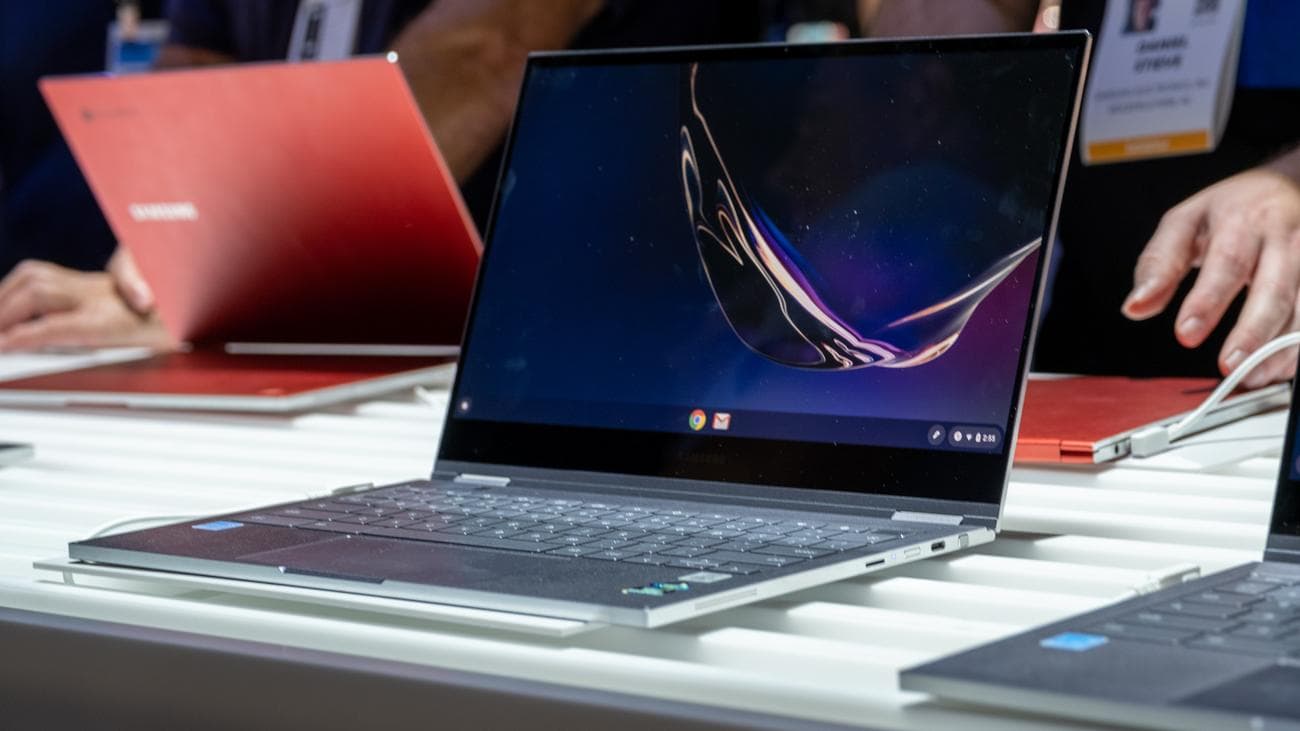 Samsung Galaxy Chromebook front from angle silver 2