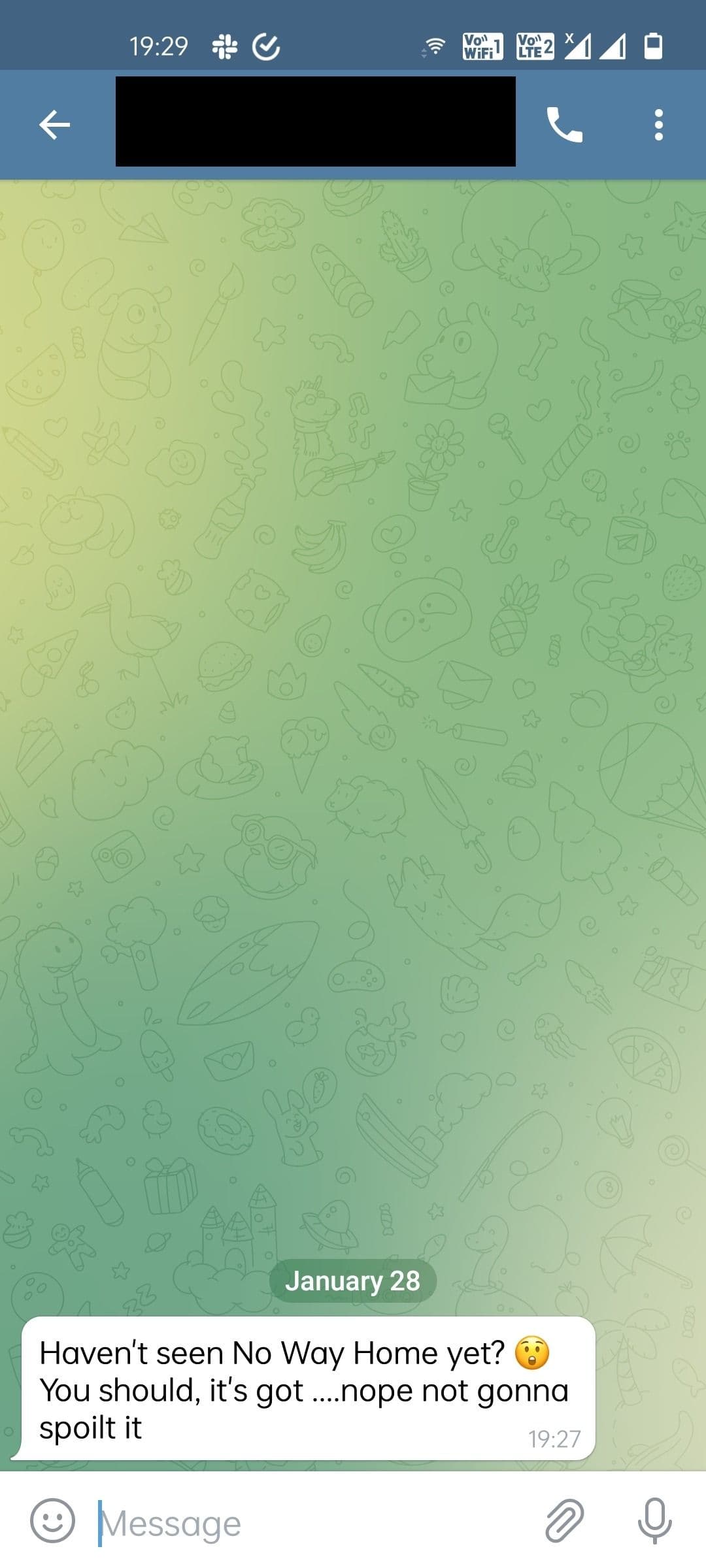 Παράθυρο συνομιλίας Telegram με μήνυμα που περιέχει κείμενο με στυλ spoiler χωρίς μάσκα