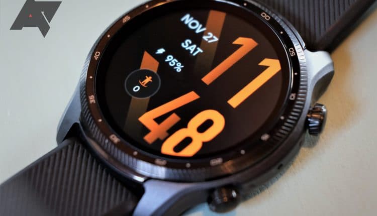 TicWatch PRo 3 Ultra GPS review zoom knurl