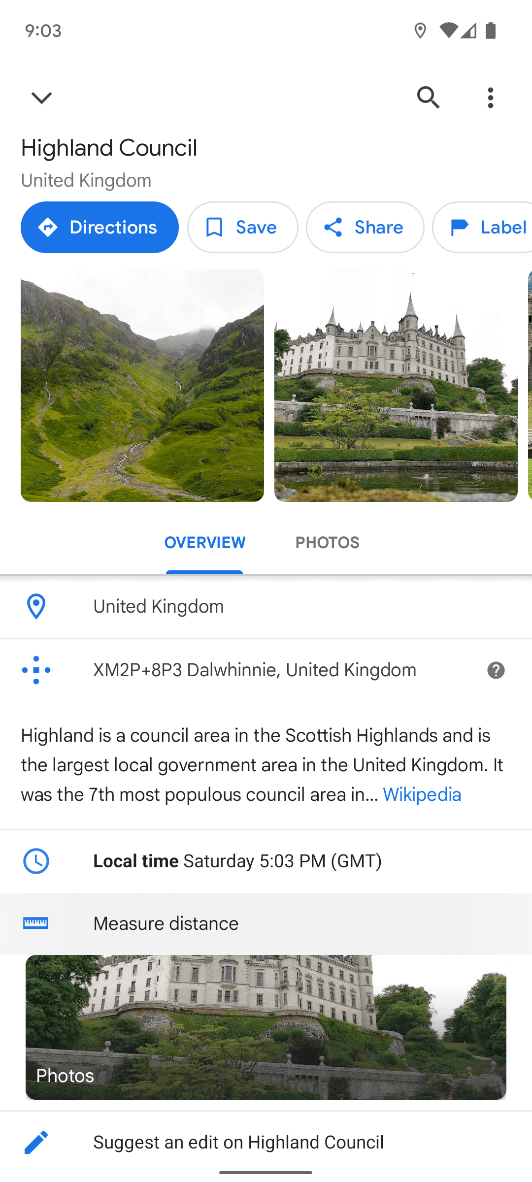 Το στιγμιότυπο οθόνης δείχνει την κάρτα μενού για την καρφίτσα που έπεσε στους Χάρτες Google.  Η επιλογή Μέτρηση απόστασης επισημαίνεται.