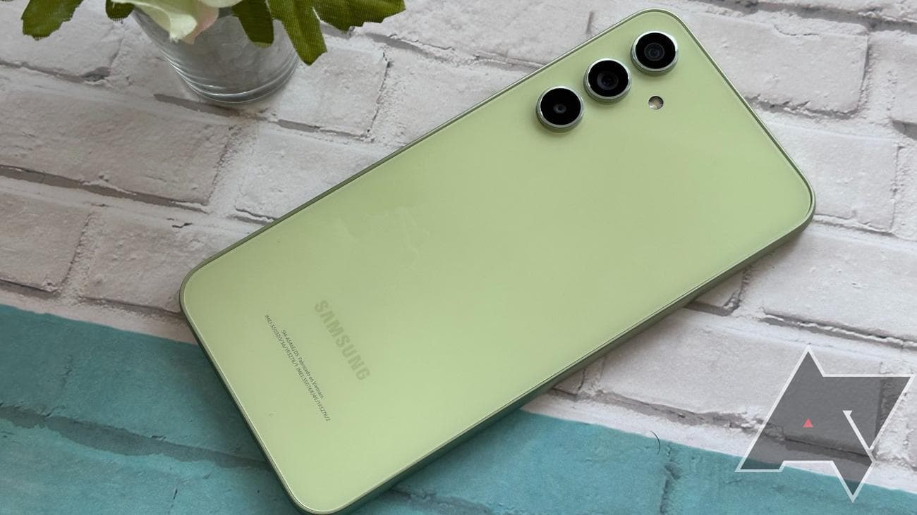 Sideways image of the Galaxy A54