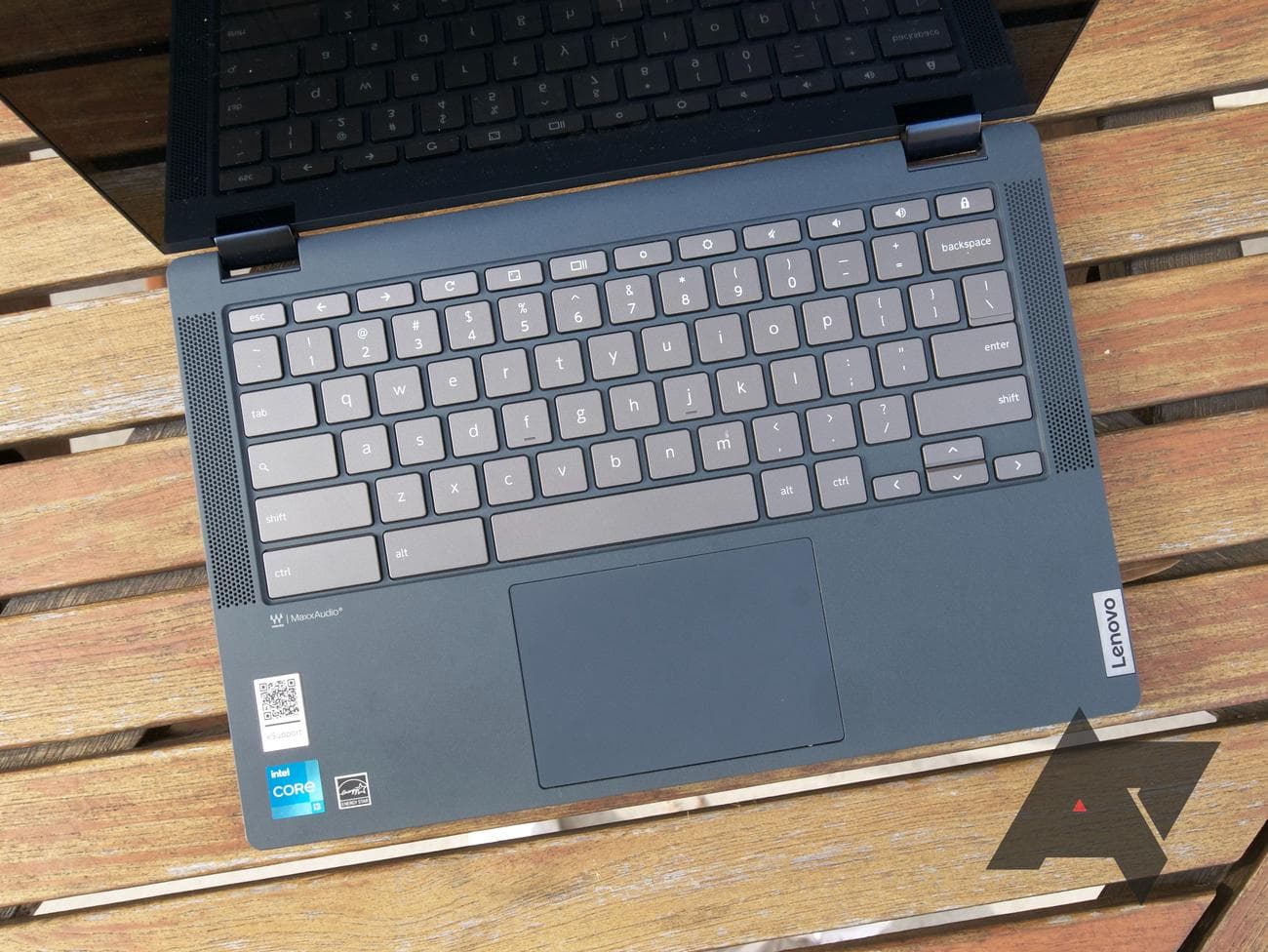 lenovo-flex-5-chromebook-3