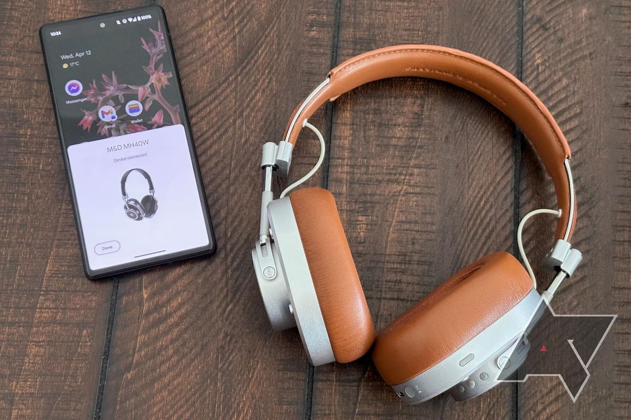 Master-and-Dynamic-MH40-fast-pairing-with-Pixel-6