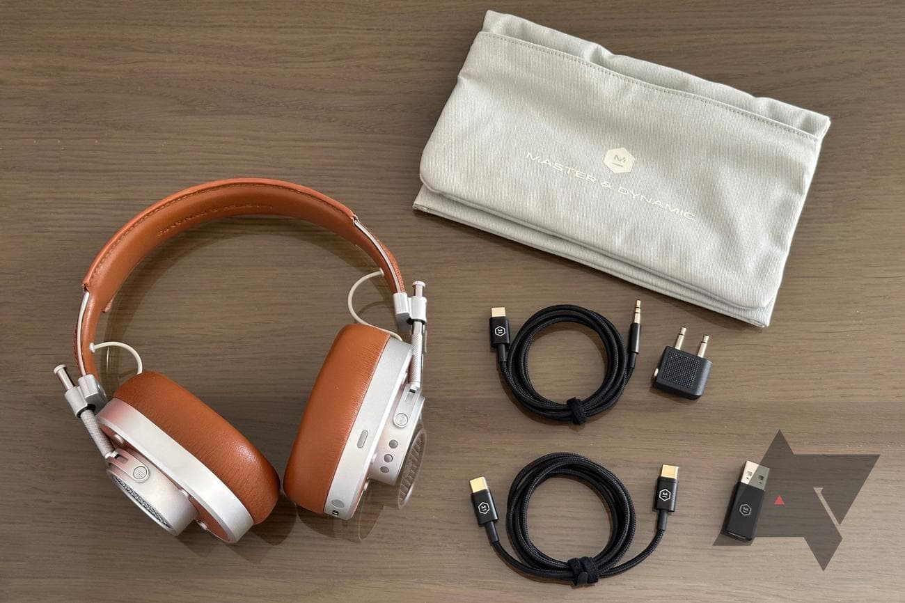 Master-and-Dynamic-MH40-kit-1