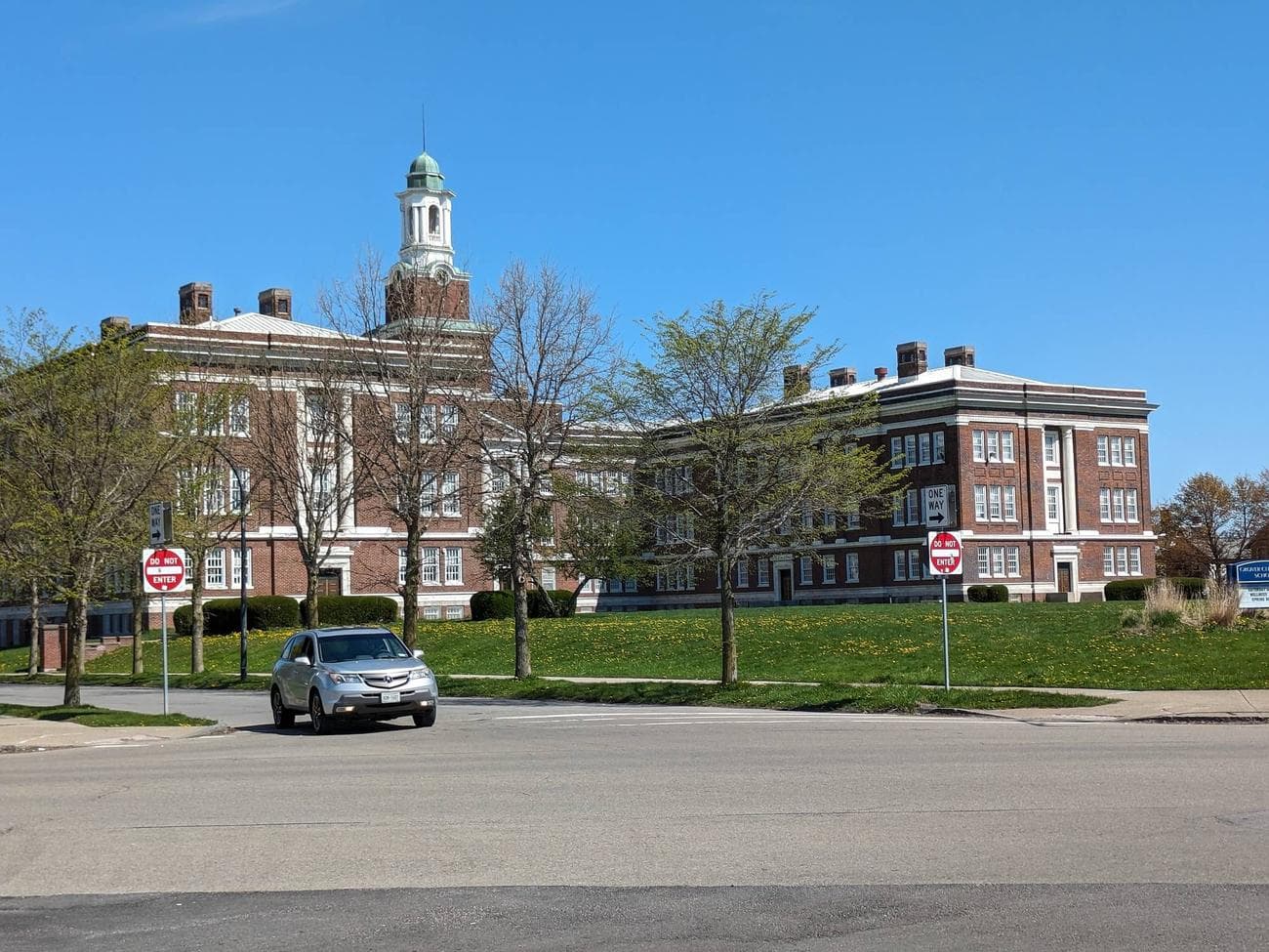 PXL_20230506_145335145-zoom1