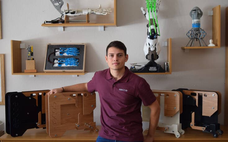 Το χειροποίητο κουτί υπολογιστή με την πρωτότυπη σχεδίαση κατασκευασμένο από ελληνικά χέρια - Εικόνα 4