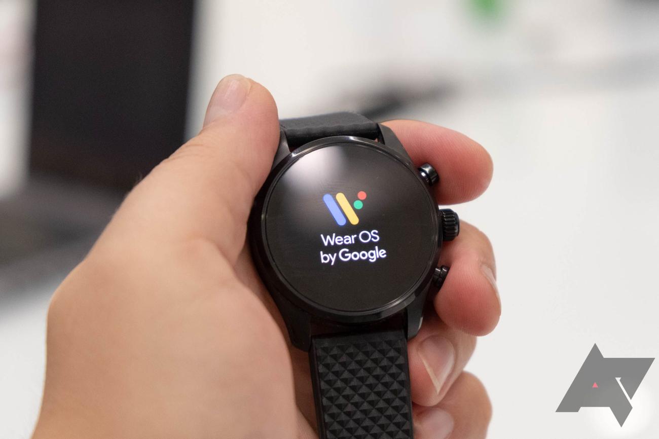 Montblanc Summit 3 Wear OS 3 hands on9