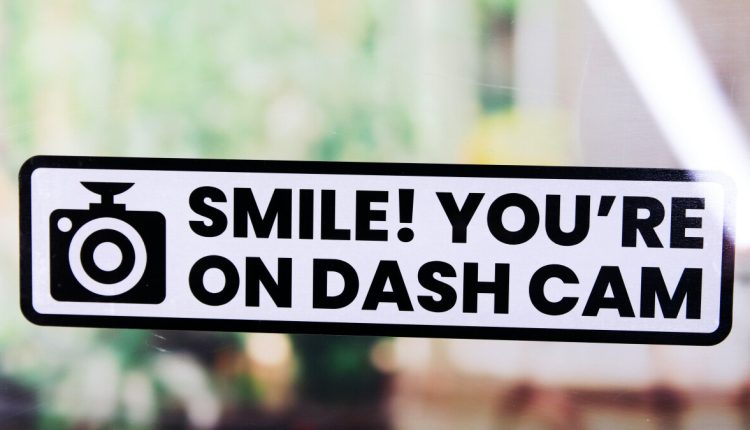 Η Google εργάζεται για να μετατρέψει το τηλέφωνό σας Android σε κάμερα ταμπλό
