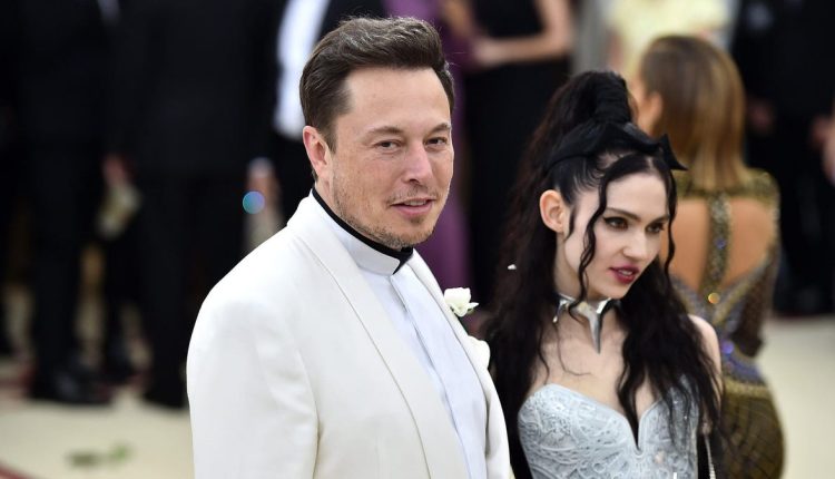 Η Grimes λάνσαρε μια πλατφόρμα για να σας βοηθήσει να κάνετε τραγούδια AI με τη φωνή της
