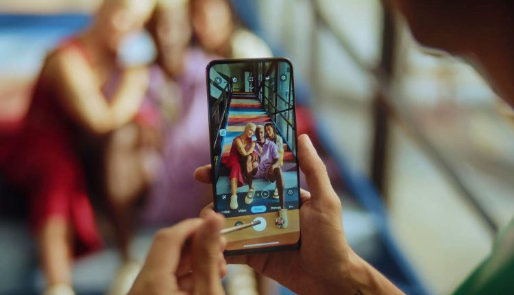 moto-g-stylus-5g-2023-group-hero