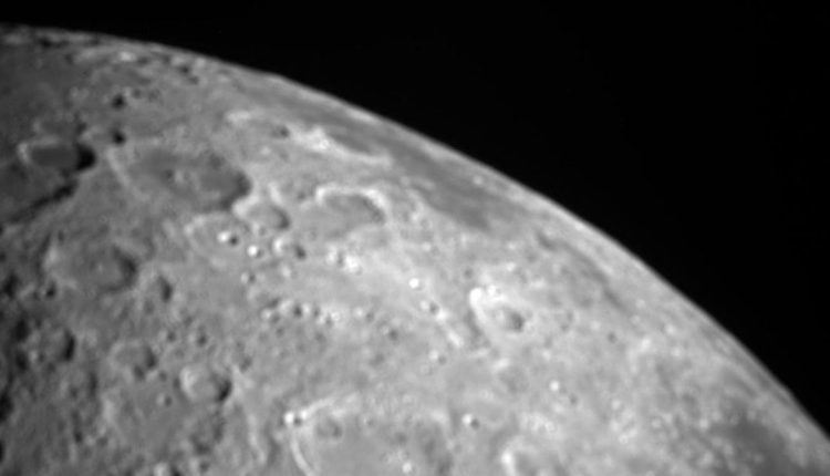 Η NASA CAPSTONE τραβά την πρώτη της εικόνα από τη Σελήνη, δοκιμάζει το GPS
