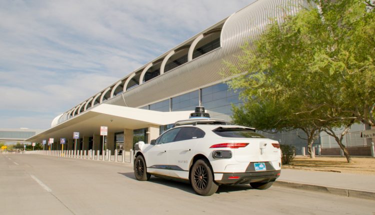 Η Uber συνεργάζεται με την Waymo για να προσθέσει robotaxis στην εφαρμογή της
