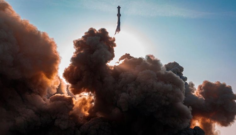 Η ελαττωματική εκτόξευση του Starship της SpaceX μόλις μήνυσε την FAA