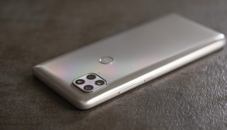 Η μεγάλη μπαταρία Motorola oldie με 5G πέφτει σε ασυναγώνιστη τιμή σε συμφωνία "closeout"
