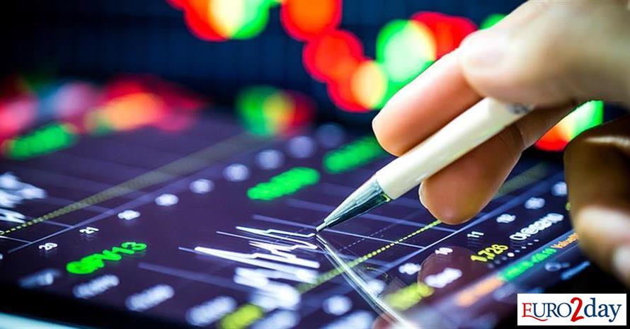 Η... όπισθεν των κεντρικών τραπεζών και τα παράδοξα