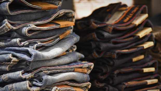 Κυκλική οικονομία: Προς απαγόρευση η καταστροφή απούλητων ρούχων στην ΕΕ