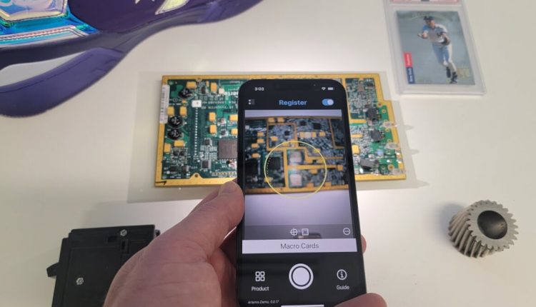 Ο προγραμματιστής λέει ότι η εφαρμογή του μπορεί να εντοπίσει απομιμήσεις και απομιμήσεις χρησιμοποιώντας μια κάμερα smartphone
