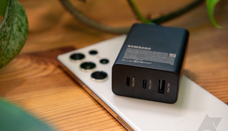 Οι καλύτεροι φορτιστές Samsung Galaxy S23 PPS το 2023
