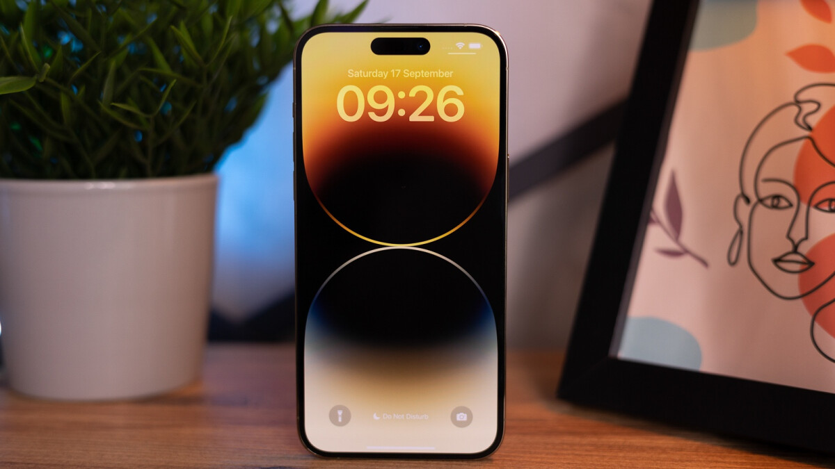 Το iPhone 14 Pro Max της Apple ήταν το high-end smartphone με τις μεγαλύτερες πωλήσεις στον κόσμο το 1ο τρίμηνο του 2023
