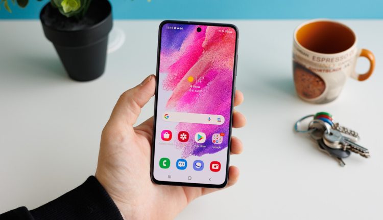 Το αγέραστο Galaxy S21 FE της Samsung μειώνεται σε τρελά χαμηλή τιμή για τους χρήστες της Verizon (δεν απαιτείται ανταλλαγή)
