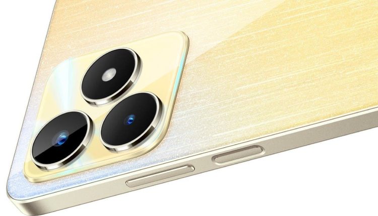 ντεμπούτο με οθόνη 6,74" και μπαταρία 5.000 mAh